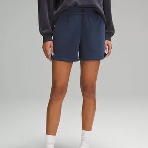 NWT Lululemon Softstreme Shorts Size 2